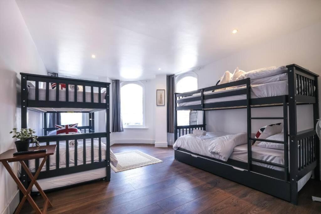 Piccadilly Wonderland Sleep 8 Vra Apartment